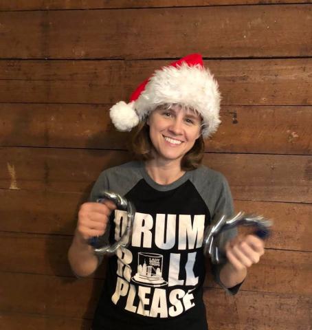 Elizabeth Vidos, also known as Lady Chops, is bringing her one woman drumming show to Louisiana Libraries! Her new holiday show is energetic, interactive and fun for all ages. New instruments, fun facts, and rockin’ the holiday hits!